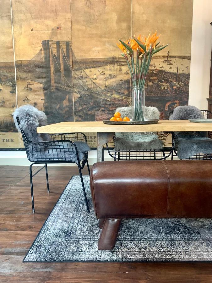 Loft 11 Stunning Luxury Nyc Loft Style Interior Designed 2Bd Apartment Excellent City Centre Location Mezzanine Cinema Room Designer Furniture Amazing Space Douglas Exteriör bild
