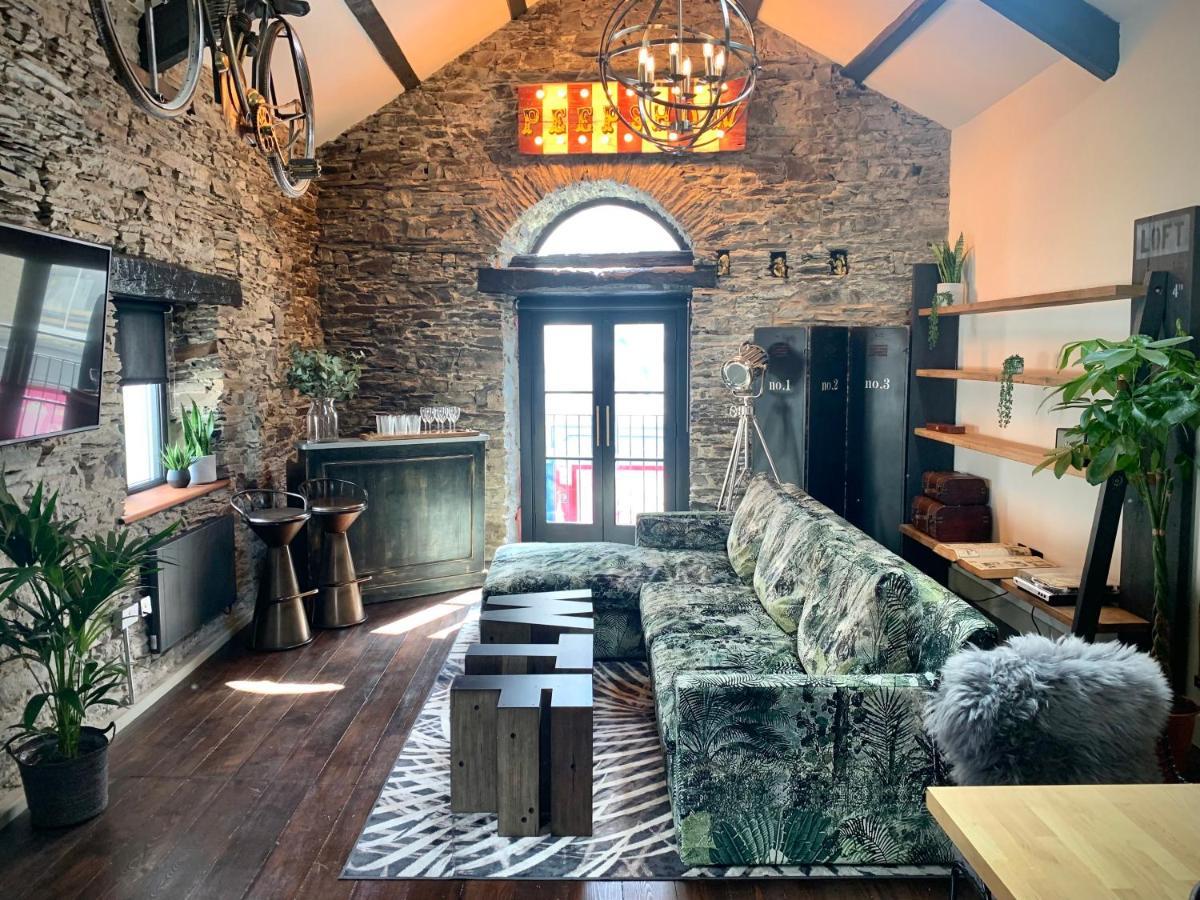 Loft 11 Stunning Luxury Nyc Loft Style Interior Designed 2Bd Apartment Excellent City Centre Location Mezzanine Cinema Room Designer Furniture Amazing Space Douglas Exteriör bild
