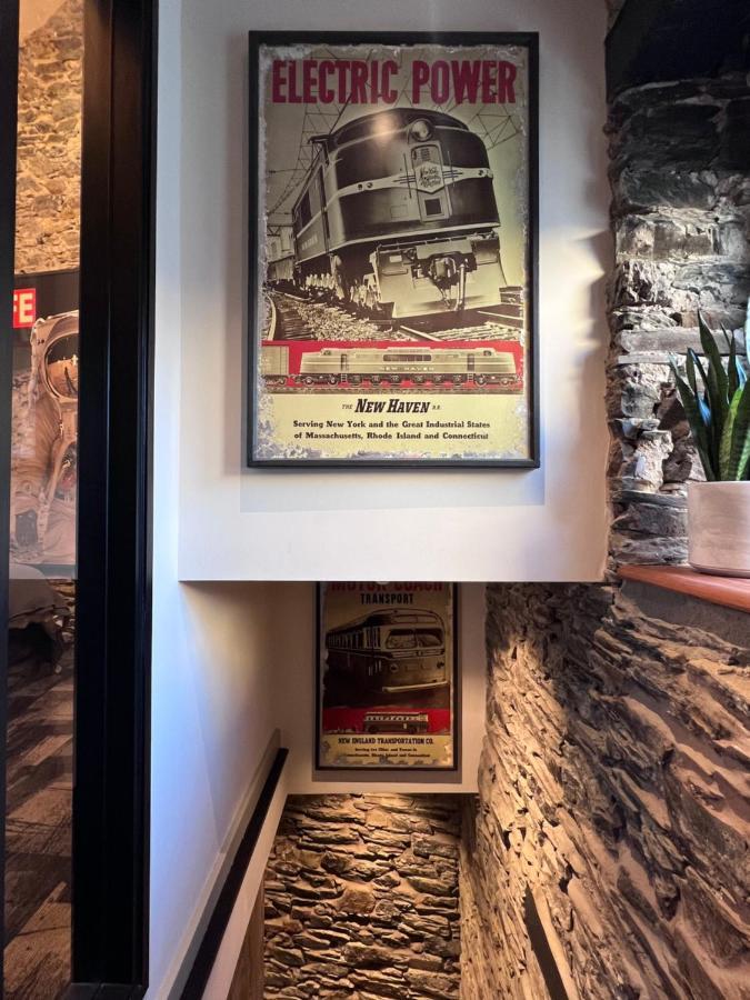 Loft 11 Stunning Luxury Nyc Loft Style Interior Designed 2Bd Apartment Excellent City Centre Location Mezzanine Cinema Room Designer Furniture Amazing Space Douglas Exteriör bild