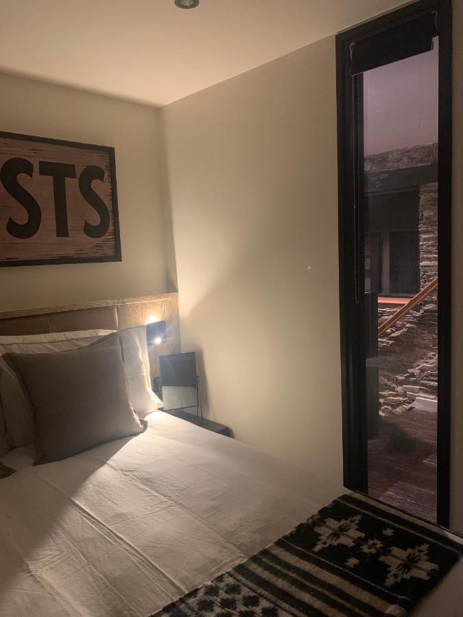 Loft 11 Stunning Luxury Nyc Loft Style Interior Designed 2Bd Apartment Excellent City Centre Location Mezzanine Cinema Room Designer Furniture Amazing Space Douglas Exteriör bild